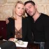 Alexandre Anthony fête l'anniversaire de sa petite amie Agata Siwakowska (animatrice de M6 boutique) au restaurant Swann à Paris, le 8 avril 2013. Les amoureux posent ensemble