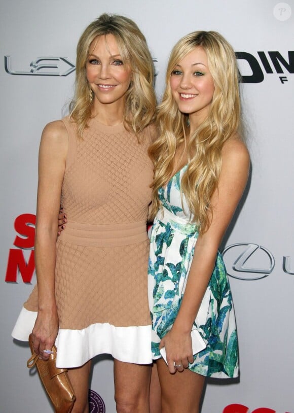 Heather Locklear et sa fille Ava Sambora à la première de Scary Movie 5 à Hollywood le 11 avril 2013.