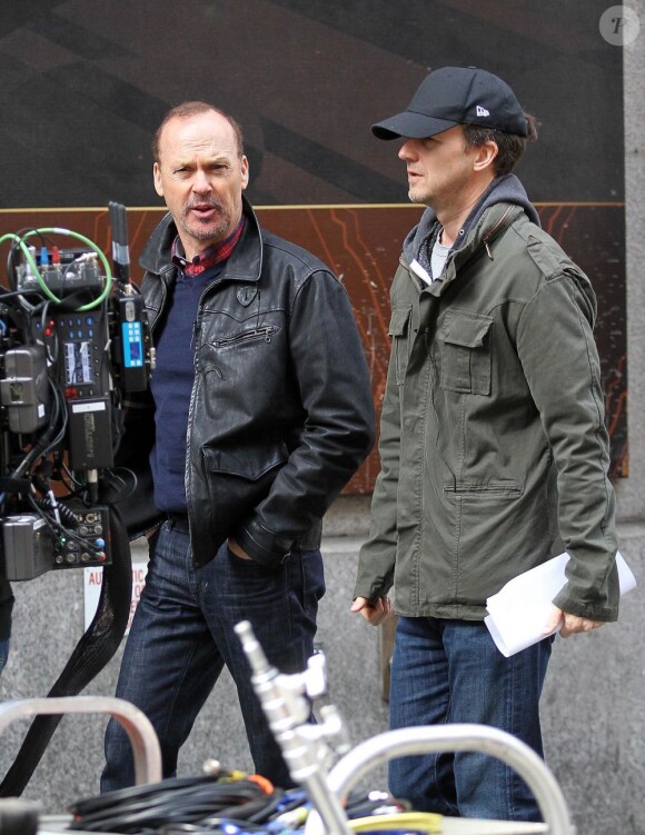Michael Keaton et Edward Norton lors du tournage de Birdman à New York le 1er avril 2013.