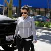 Kim Kardashian, sportive motivée, arrive aux Tracy Anderson Studios à Los Angeles. Le 16 avril 2013.