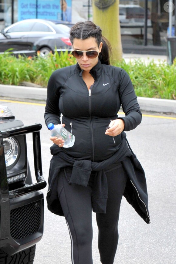Kim Kardashian à son arrivée aux Tracy Anderson Studios à Los Angeles, le 14 avril 2013.