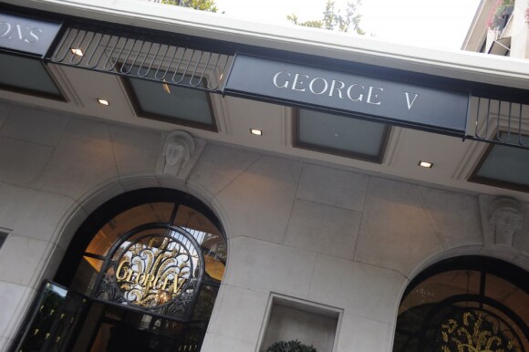 L'hôtel George V le 12 juin 2009 après que la princesse Maha al-Sudaïri a occupé l'établissement avant de s'enfuir sans payer.