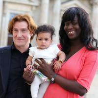 Thierry Frémont: Heureux médaillé avec sa jolie compagne Gina et leur fille Inès