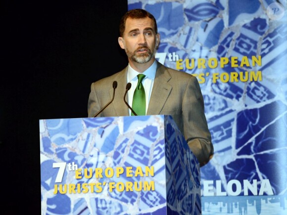 Le prince Felipe d'Espagne lors de l'inauguration du forum "7 European Jurists" à Barcelone, le 18 avril 2013.