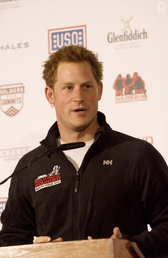 Le prince Harry aeu des mots très touchants pour les blessés de guerre. Parrain de la course South Pole Allied Challenge qu'il disputera fin 2013 avec des blessés de guerre au profit de Walking With The Wounded, il participait à la présentation officielle de ce trek au Mandarin de Londres, le 19 avril 2013.