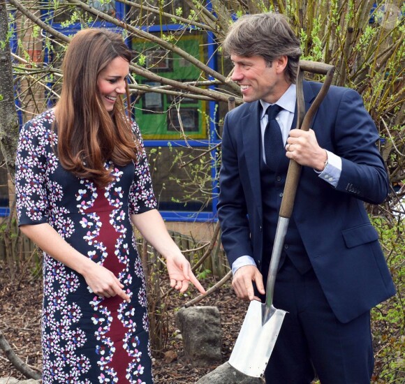 La duchesse de Cambridge à l'école primaire The Willows à Manchester le 23 avril 2013.