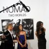 Alessandra Ambrosio et Kendall Jenner, mannequins et fans d'art, visitent la galerie d'art Guy Hepner à West Hollywood pour l'exposition Nomad Two Worlds du photographe Russell James. Le 24 avril 2013.