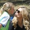 Heidi Klum encourage sa fille Leni lors de son match de foot à Brentwood. Los Angeles, le 27 avril 2013.