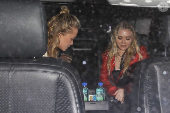 Mary-Kate Olsen et Ashley Olsen lors du concert surprise des Rolling Stones à L'Echoplex de Los Angeles, le 27 avril 2013.