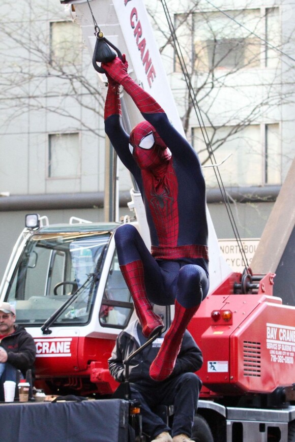 Spider-Man sur le tournage de The Amazing Spider-Man 2 à New York le 28 avril 2013.