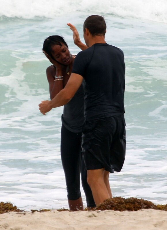 Naomi Campbell et son amoureux Vladimir Doronin à Miami en avril 2012 
Photo exclusive