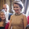 La princesse Mathilde de Belgique remettait en présence de son époux le prince Philippe, le 3 mai 2013 au palais Laeken, à Bruxelles, le Prix Princesse Mathilde 2013, dédié au rôle du père dans la famille.