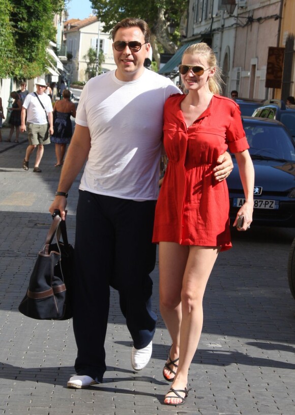 Le top Lara Stone et husband David Walliams en vacances à St-Tropez en août 2012
