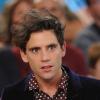 Mika sur le plateau de l'émission de France 2, Vivement Dimanche, enregistrée le 19 septembre 2012, à Paris.