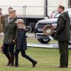 Lady Louise Mountbatten-Windsor, 9 ans, avec ses parents le prince Edward et la comtesse Sophie de Wessex, au Windsor Horse Show le 11 mai 2013