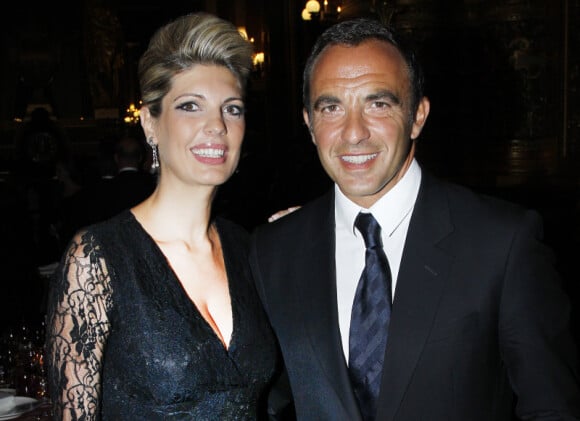 Nikos Aliagas et sa compagne Tina au dîner offert par Cartier dans le foyer du Palais Garnier après le concert de George Michael en faveur de Sidaction, à Paris, le 9 septembre 2012.