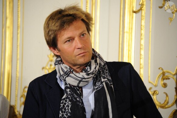 Laurent Delahousse à la conférence de presse de l'opération La Flamme Marie Claire à l'hôtel le Marois à Paris, le 16 mai 2013.