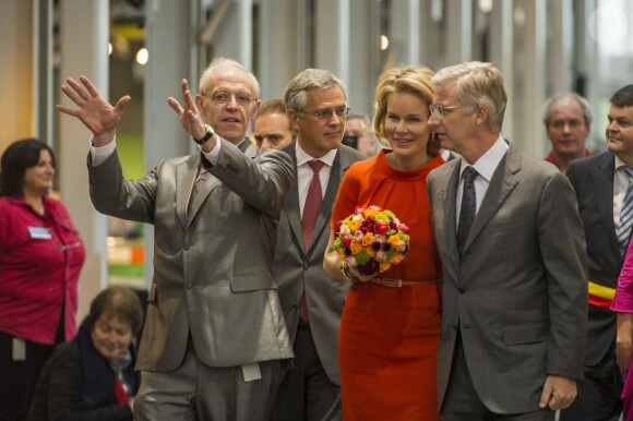 Le prince Philippe et la princesse Mathilde de Belgique, très élégants, inauguraient le 17 mai 2013 à Malines deux extensions de la Technopolis, Xplora et Inspirience.