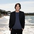 Keanu Reeves a pris un coup de vieux comme on peut le voir lors du photocall de 'The Man of Tai Chi' lors du 66e Festival de Cannes le 20 mai, 2013.