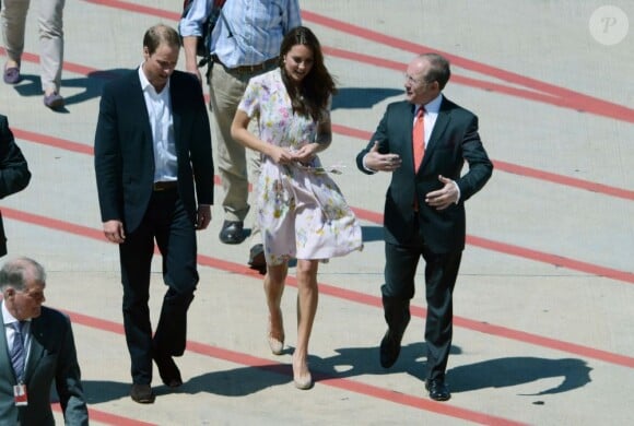 La prince William et Kate Middleton à l'aéroport de Brisbane le 19 septembre 2012