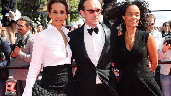 Vincent Perez et sa femme Karine Silla, complice avec sa soeur Virginie à Cannes