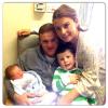 Wayne Rooney avec sa femme Coleen, et ses fils Kai (3 ans) et Klay, tout juste né, le 21 mai 2013 à Liverpool.