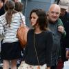 Rachel Bilson et son fiancé Hayden Christensen s'offre une journée shopping dans les rues de Cannes, entre visite chez Zara et la FNAC le 19 mai 2013