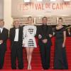 Vincent Maraval, Brahim Chioua, Adèle Exarchopoulos, Abdellatif Kechiche et Léa Seydoux lors du la montée des marches au Festival de Cannes pour le film La Vie d'Adèle - chapitre 1 et 2, le 23 mai 2013