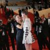 Léa Seydoux en Armani et Adèle Exarchopoulos en Balmain lors du la montée des marches au Festival de Cannes pour le film La Vie d'Adèle - chapitre 1 et 2, le 23 mai 2013