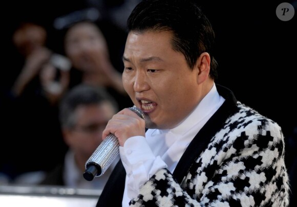 Le chanteur Psy en concert sur l'émission du Today show à New York le 3 mai 2013.