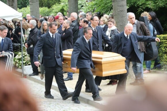 Obsèques de Georges Moustaki au Père-Lachaise à Paris. Le 27 mai 2013.
