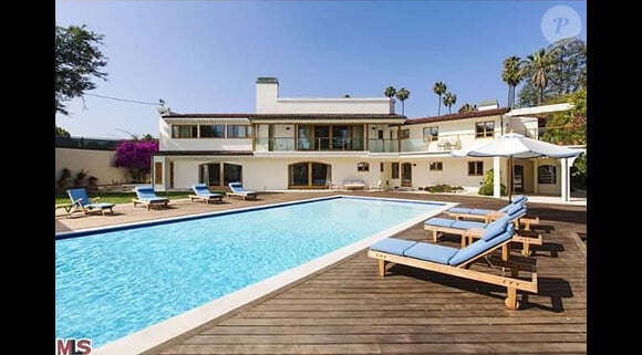 Bruce Willis a mis en vente sa sublime propriété de Beverly Hills pour la somme de 22 millions de dollars.