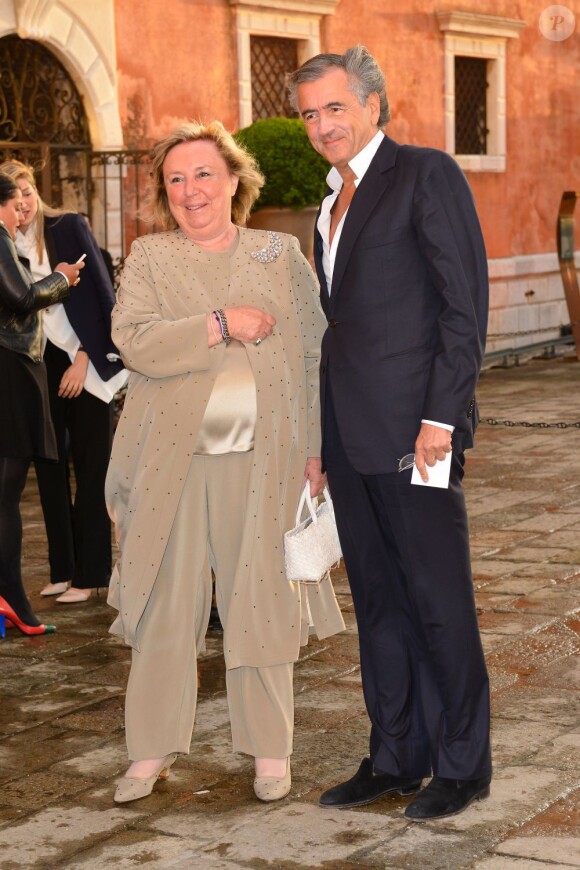 Maryvonne Pinault et Bernard-Henri Levy assistent au dîner de l'exposition Prima Materia à Venise. Le 29 mai 2013.