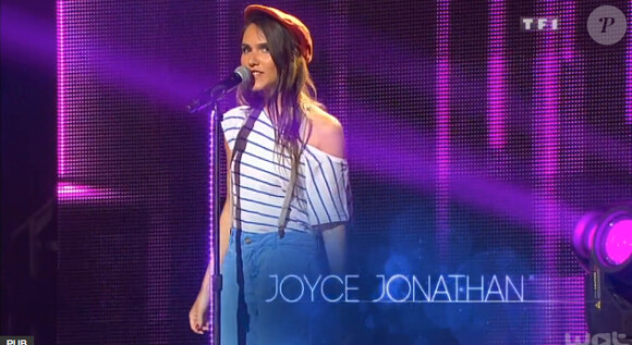 Joyce Jonathan lors de "Samedi soir on chante..." dédié à France Gall, le 1er juin sur TF1.