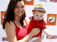 Heather Tom présente son adorable Zane devant Angie Harmon et ses trois filles