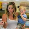 Hilary Duff emmène son fils Luca à l'atelier "Babies First Class" à Sherman Oaks, le 29 mai 2013.