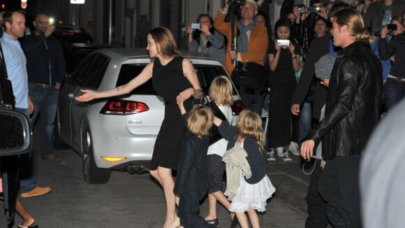 Angelina Jolie et Brad Pitt : Avec leurs 6 enfants pour l'anniversaire de maman