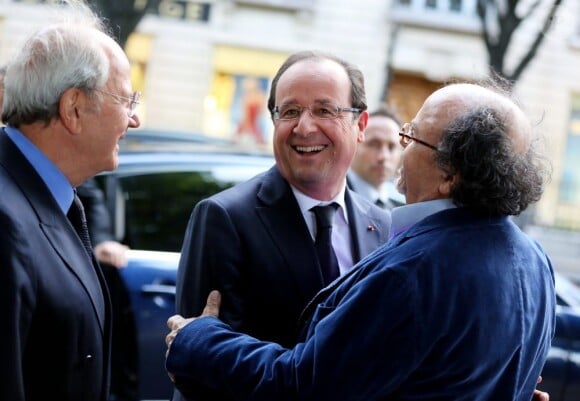 Marc Ladreit de Lacharrière, François Hollande et Jean-Michel Ribes - Anniversaire de la Fondation Culture et Diversité au théâtre du Rond-Point à Paris le 3 juin 2013.