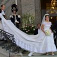 La princesse Madeleine de Suède, en robe Valentino, et Christopher O'Neill célébraient leur mariage le 8 juin 2013 en la chapelle royale à Stockholm, avant d'effectuer une procession pour rallier Drottningholm.