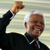 Nelson Mandela à Soweto en mai 2003.