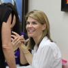 Le 4 juin, Lori Loughlin se faisait encore faire une manucure dans son salon de L.A.