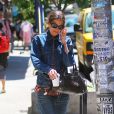 Katie Holmes se promène dans le quartier de SoHo à New York, le 14 juin 2013.