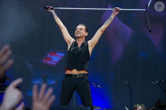 Dave Gahan triomphe au concert de Depeche Mode au Stade de France, le 15 juin 2013.