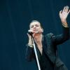 Dave Gahan, leader du groupe, pendant le concert de Depeche Mode au Stade de France, le 15 juin 2013.
