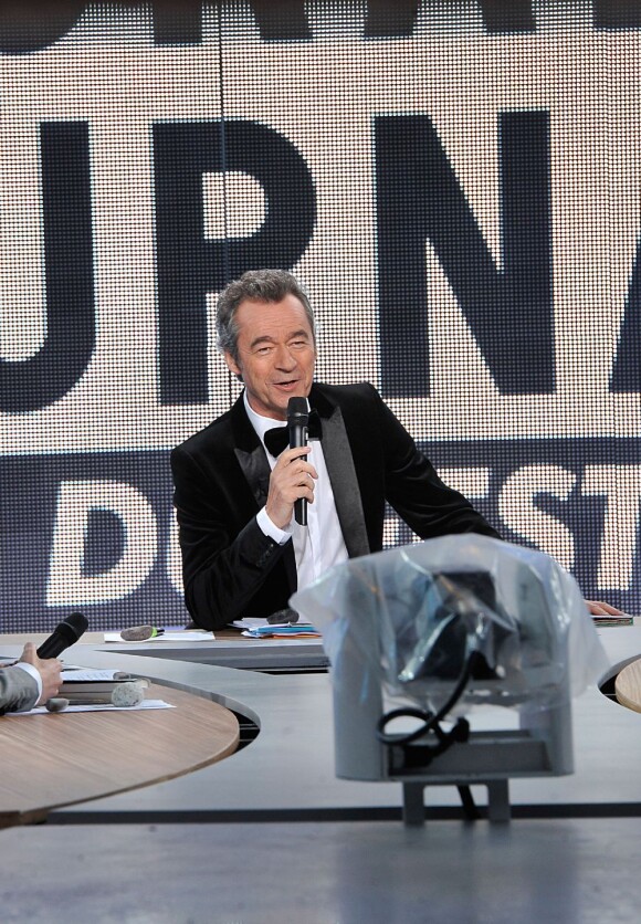 Michel Denisot sur le plateau du Grand Journal de Canal+ le 15 mai 2013
