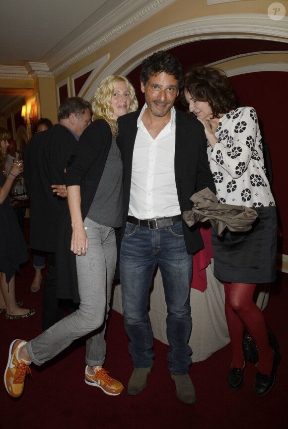 Sandrine Kiberlain, Pascal Elbé et Valérie Lemercier - Dernière de la pièce "Quadrille" au Théâtre Édouard-Vll, à Paris le 18 juin 2013.