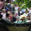 Elizabeth II, le prince Charles et Camilla Parker Bowles menant le cortège royal au Royal Ascot le 19 juin 2013