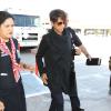 Halle Berry, enceinte, arrive à l'aéroport de Los Angeles en provenance de Paris, le 17 Juin 2013.
