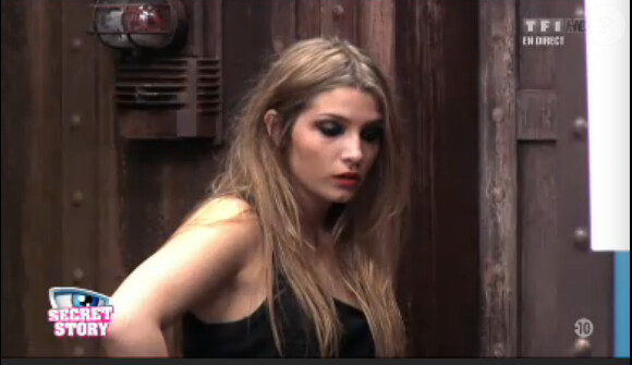 Clara dans l'hebdo de Secret Story 7 sur TF1 le vendredi 21 juin 2013