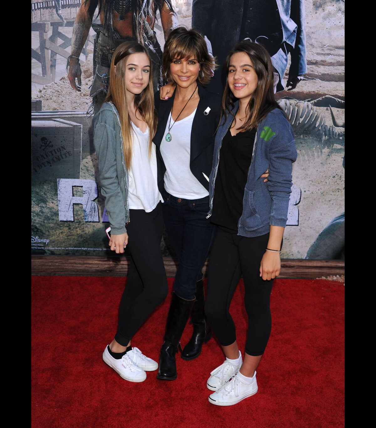 Photo Lisa Rinna Delilah Hamlin Et Amelia Hamlin Lors De La Projection Du Film Lone Ranger à